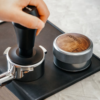 Sopresta Premium 58mm Kaffe Leveling Tool med Valnöt